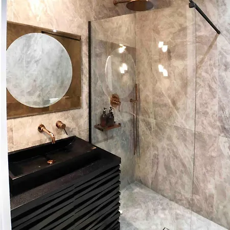Magnifique Dans Le Marais. 2 Chambres. Wk-turenne Appartamento