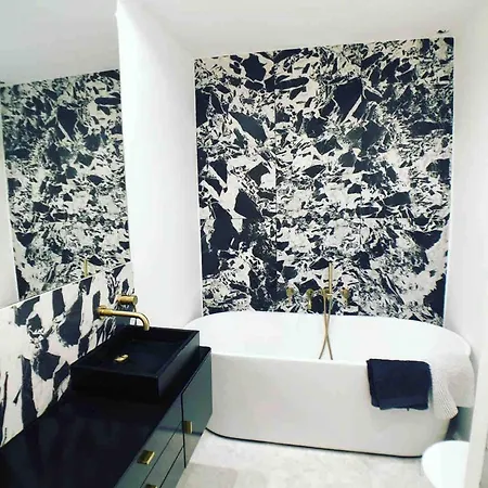 Magnifique Dans Le Marais. 2 Chambres. Wk-turenne Appartamento